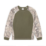 MAGLIA A MANICHE LUNGHE A NIDO D'APE REACH CAMO - VERDE